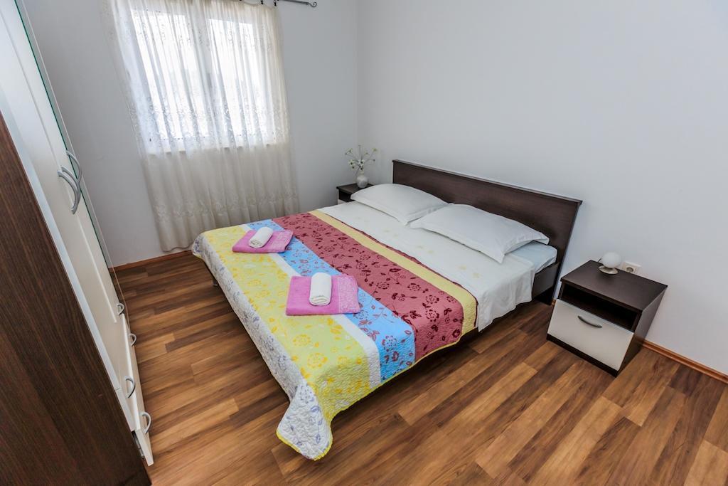 Apartments Rogulj Rogoznica  Habitación foto