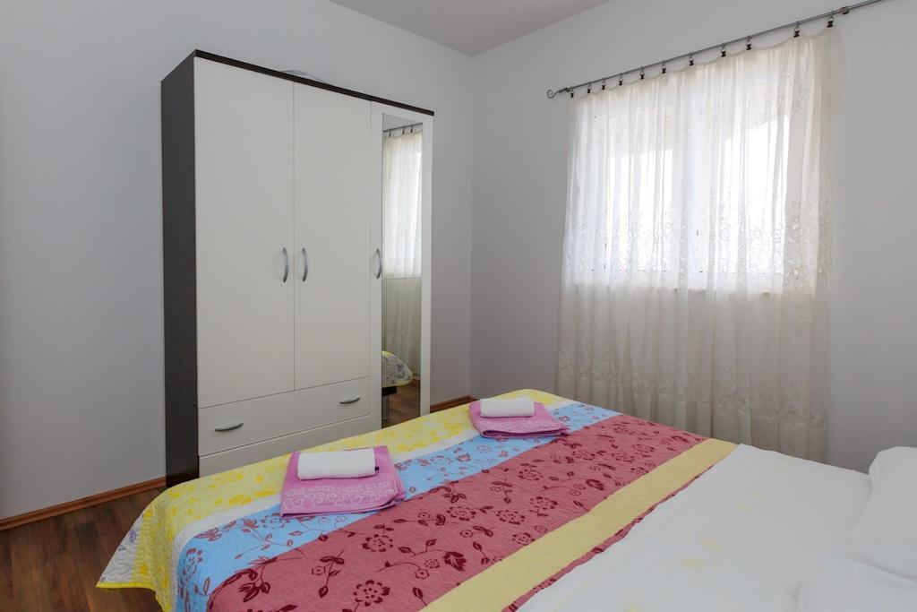 Apartments Rogulj Rogoznica  Habitación foto